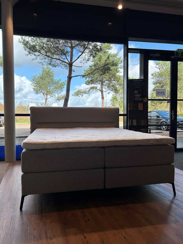 Pullman Silverline Orlando Boxspring - Showroommodel