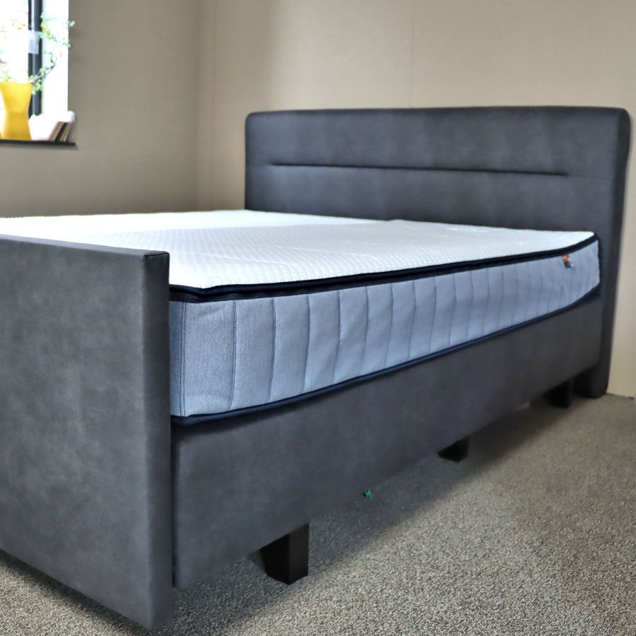 Avek 1927 Stripe Boxspring - Showroommodel