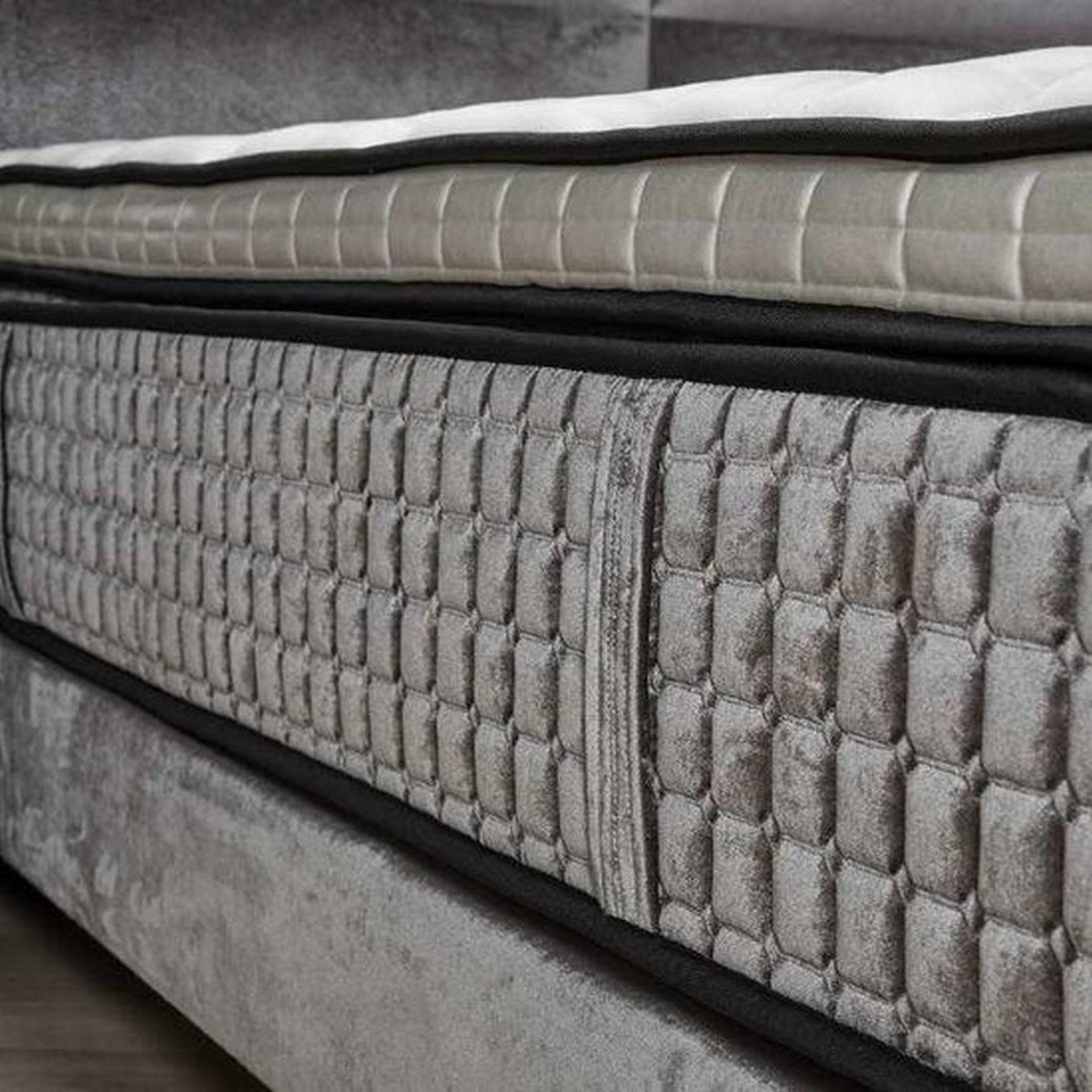 Serta Brut Boxspring - Showroommodel
