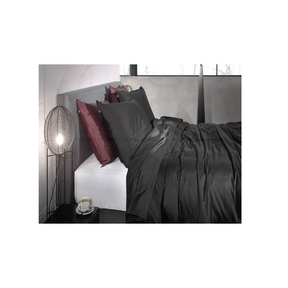 Zo!Home - Satinado night black - Dekbedovertrek 