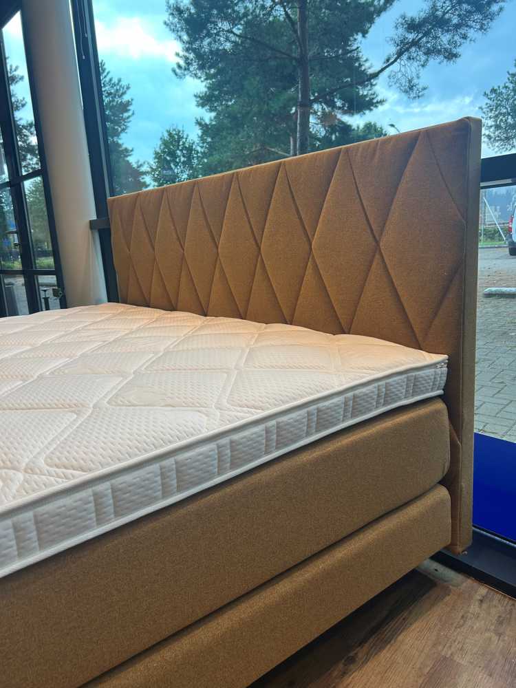 HML Bedding Ostinato Boxspring - Showroommodel