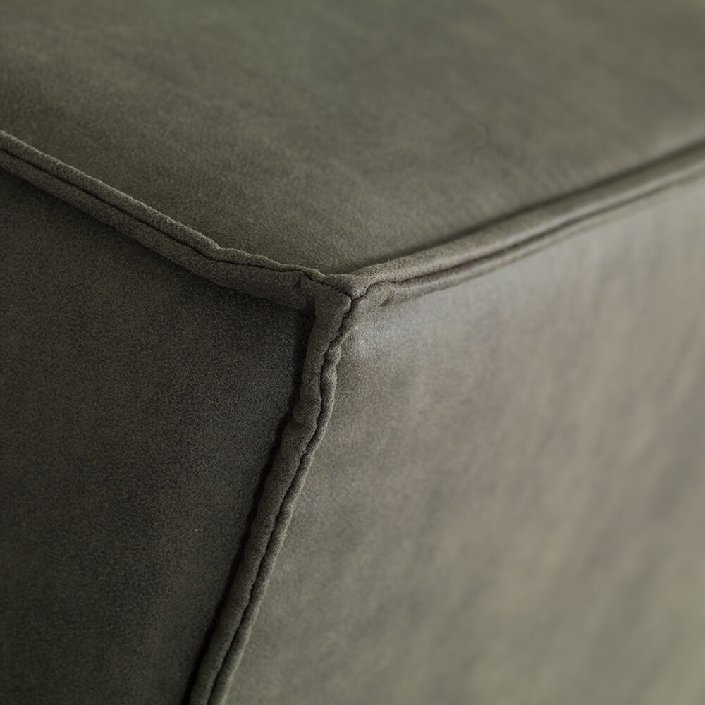 Detail hoofdbord stoffering van Caresse 3850 Vlak boxspring