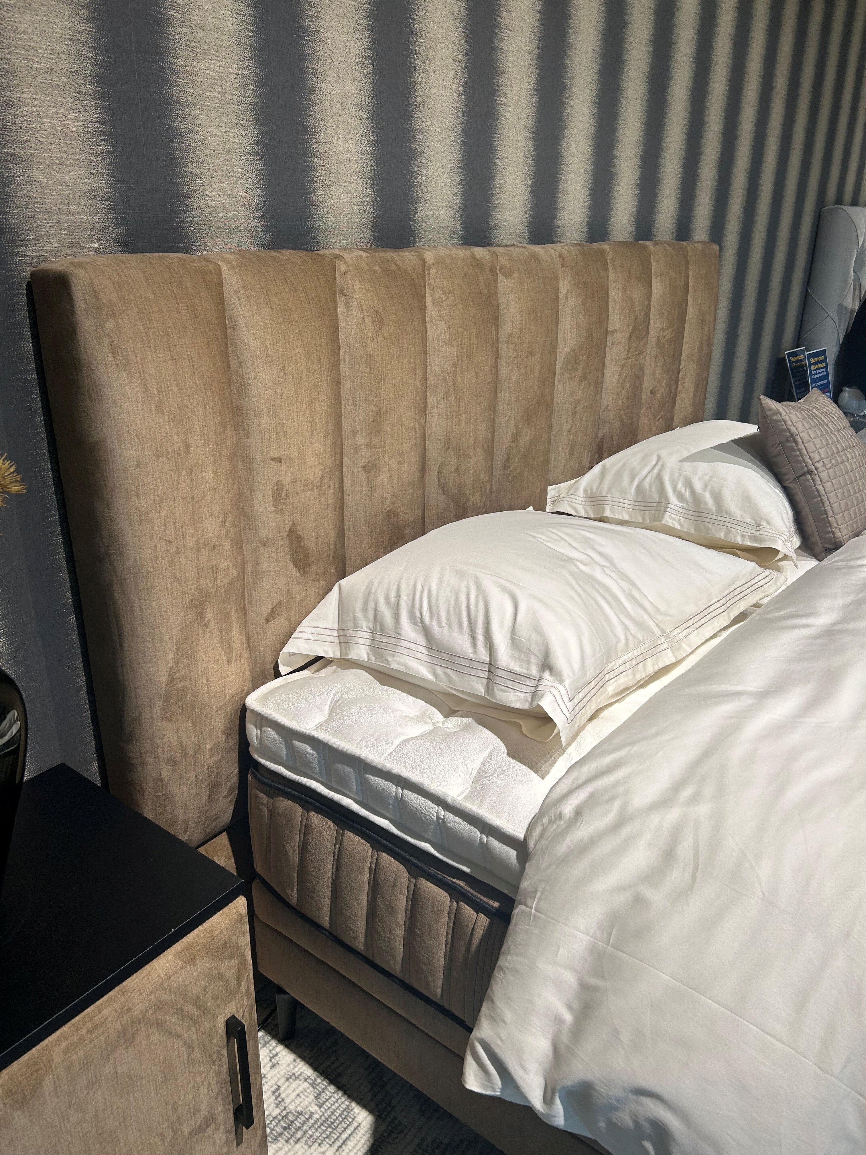 Serta Chandon Boxspring - Showroommodel