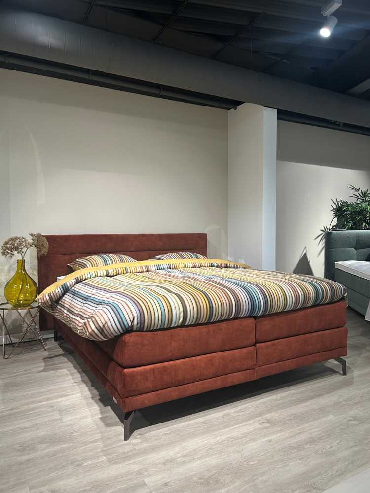 Avek Fier Line Boxspring - Showroommodel