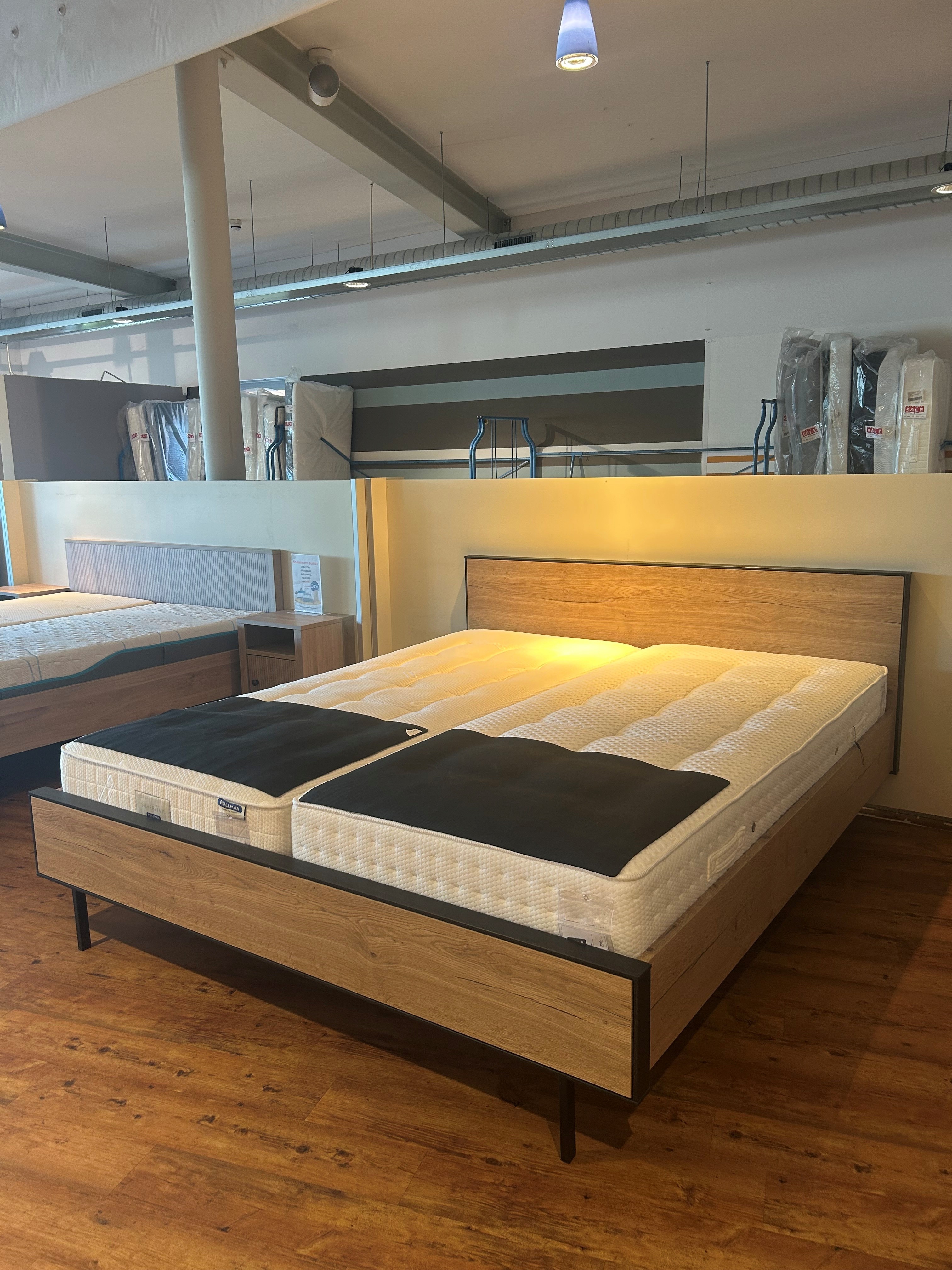 Maxfurn Cozy ledikant - Showroommodel