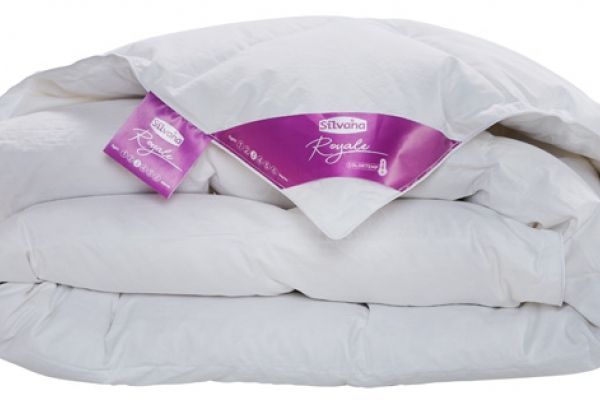 detail label silvana dekbed royale paars